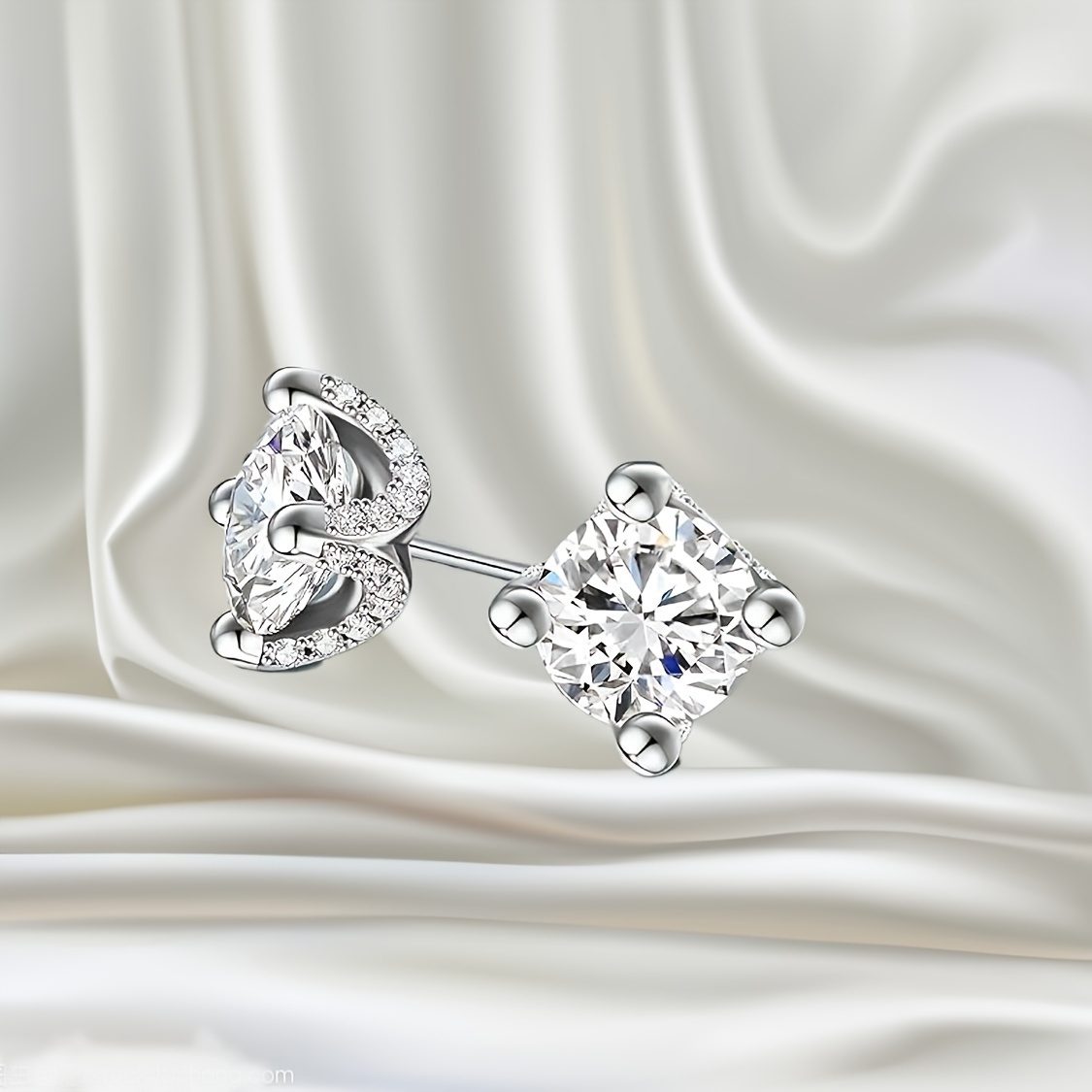 Élégance - Boucles d'oreilles plaquées or 18K et argent 925 avec Moissanite étincelante de 2 carats - Idéales pour fiançailles, mariage, anniversaire et cadeaux de Noël - Accessoires tendance pour tenue décontractée ou soirée - Artisanat, pierres précieuses, amour éternel