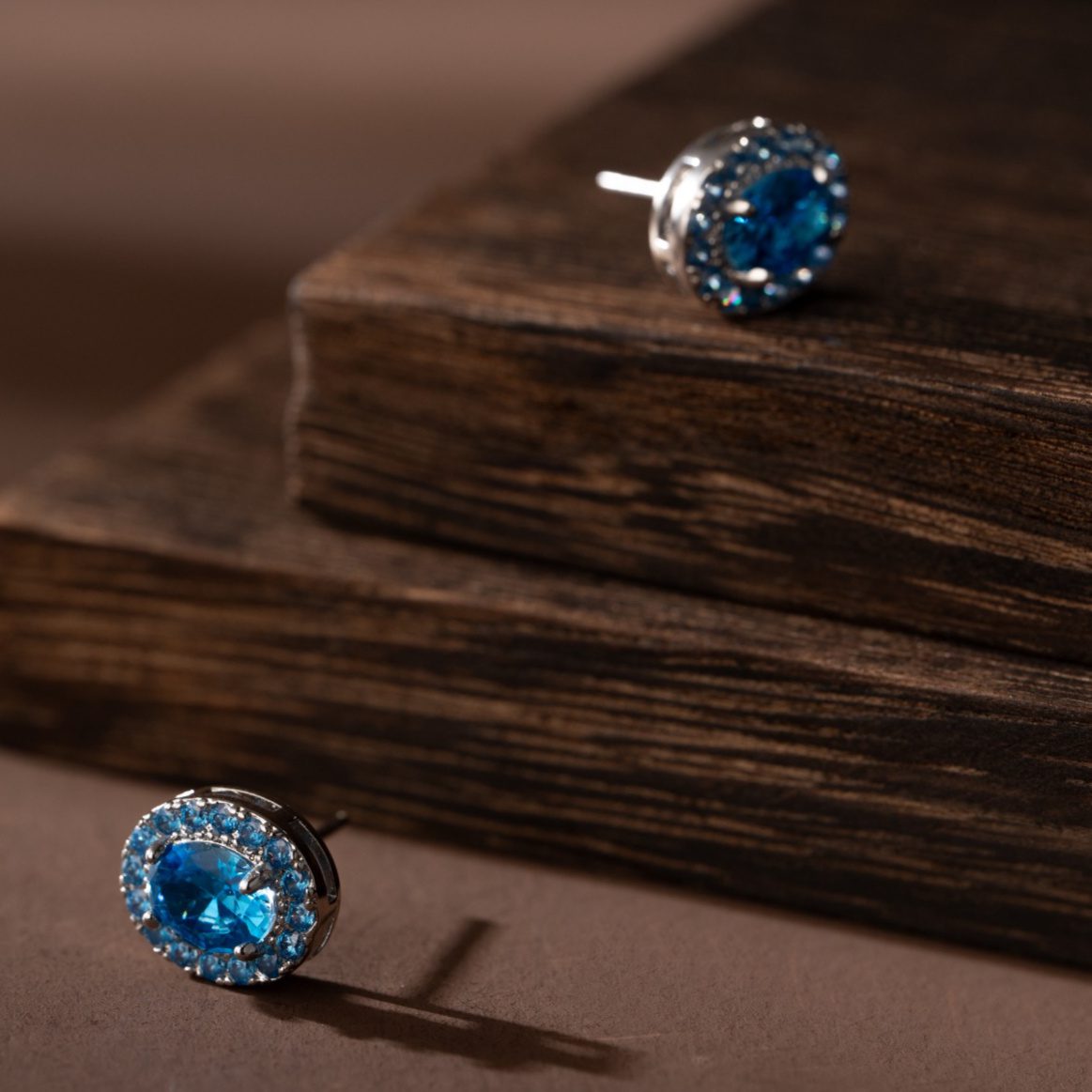 Boucles d'oreilles à clous en moissanite de 3,8 grammes, avec un poids de 1,5G en argent S925, élégantes et stylées, parfaites pour les demandes en mariage, les fiançailles et les mariages, un cadeau idéal pour Noël, le Nouvel An ou les anniversaires